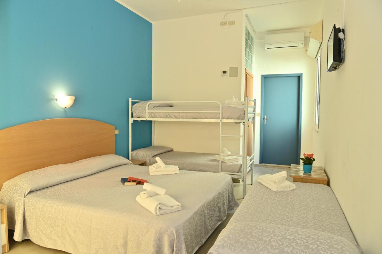Hotel Italy Misano Adriatico Exterior photo