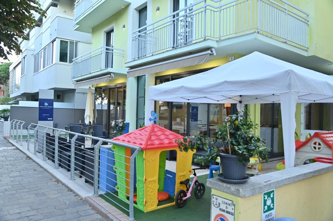 Hotel Italy Misano Adriatico Exterior photo