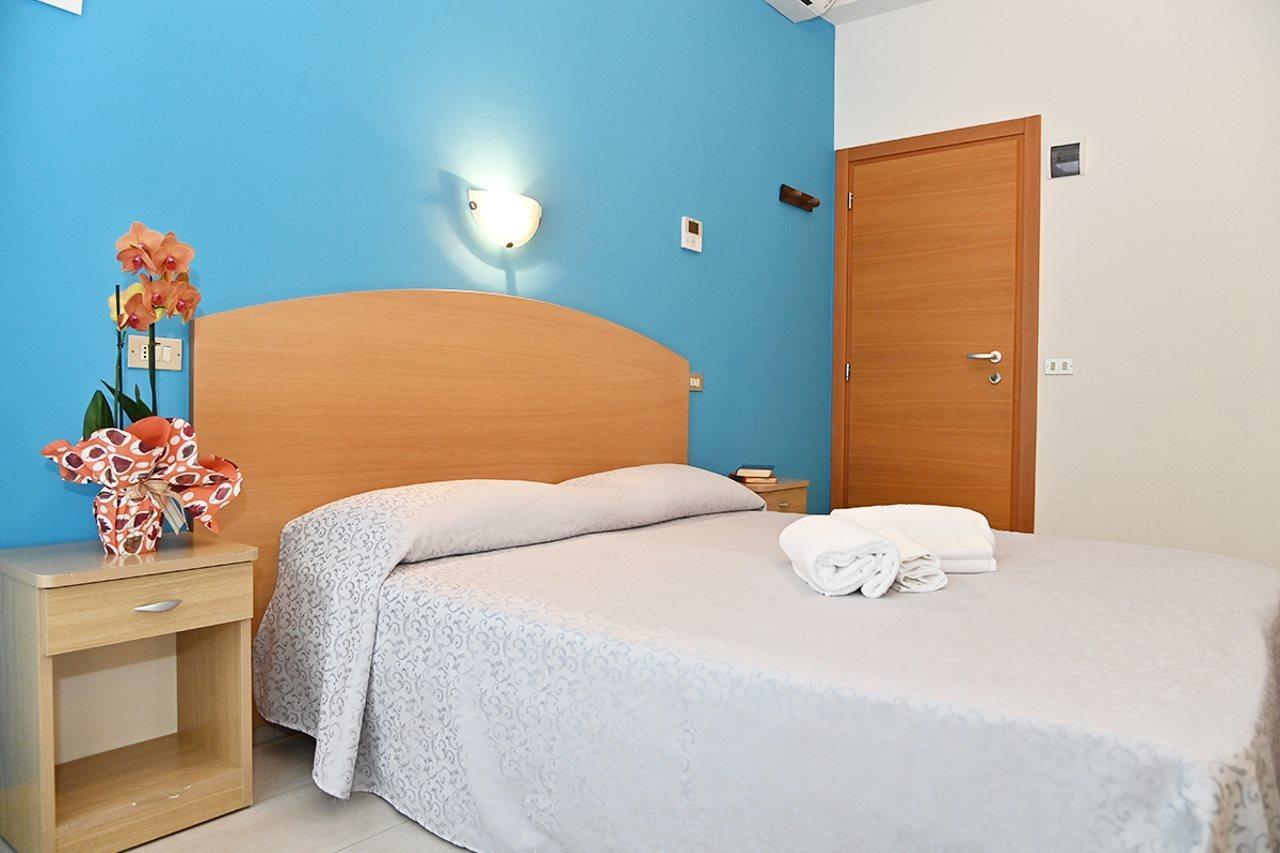 Hotel Italy Misano Adriatico Exterior photo
